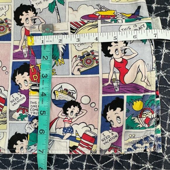 Betty Boop Scrubs Small Vacation. Betty Boop Print. - Picture 5 of 14